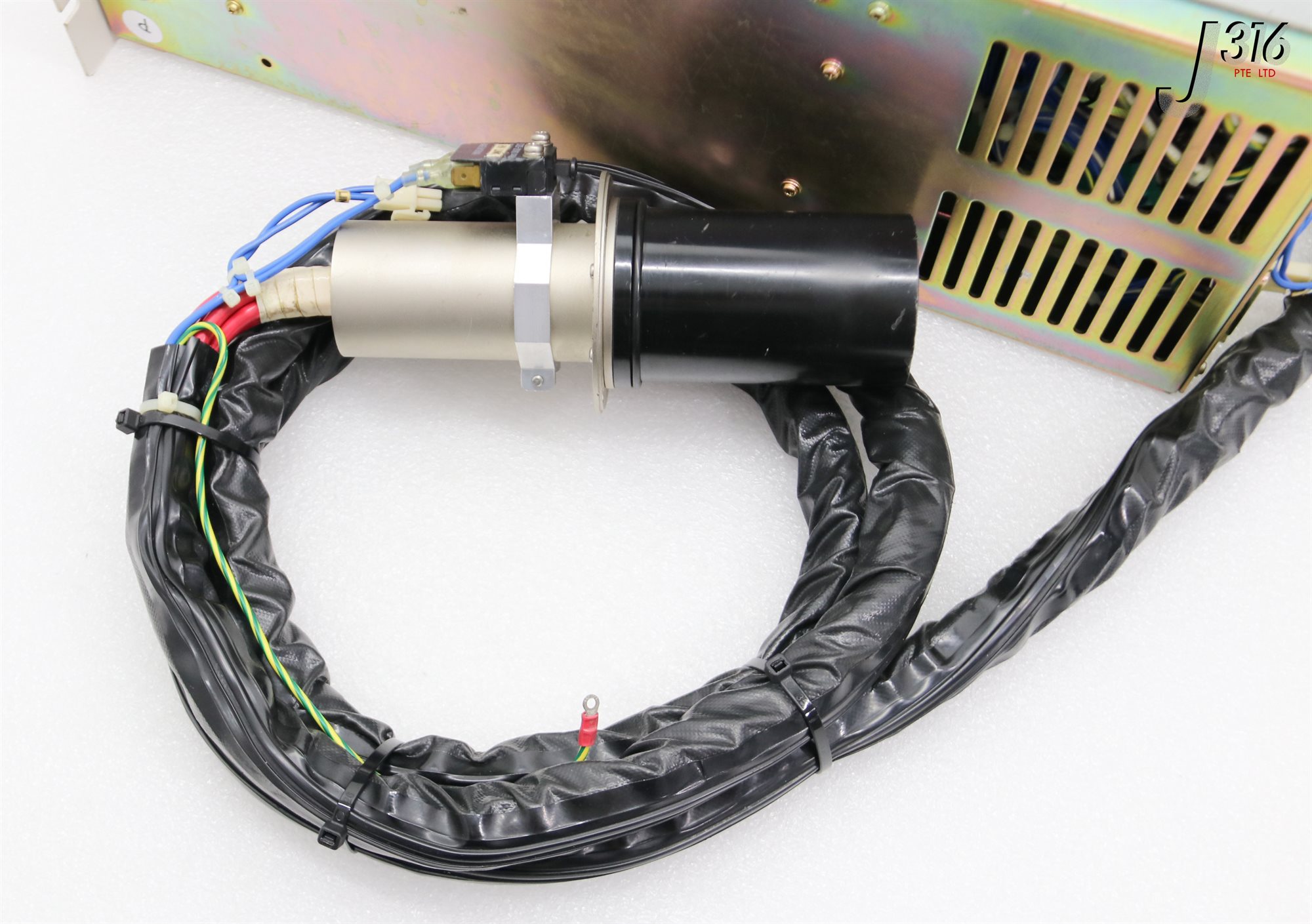 オーダー 38144 HITACHI HIGH VOLTAGE POWER SUPPLY (PARTS) 560-6590 | eBay